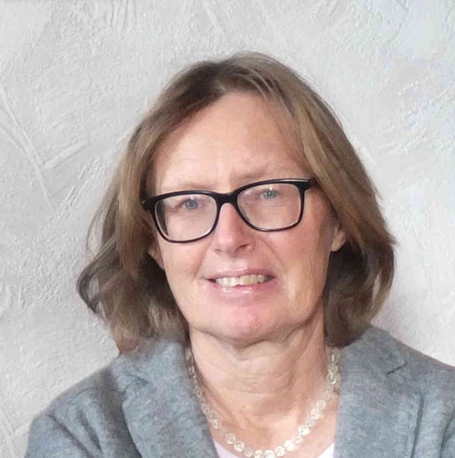 Dr. Gabriela Moser