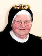 Sr. M. Adolfine, Frieda Arnreiter