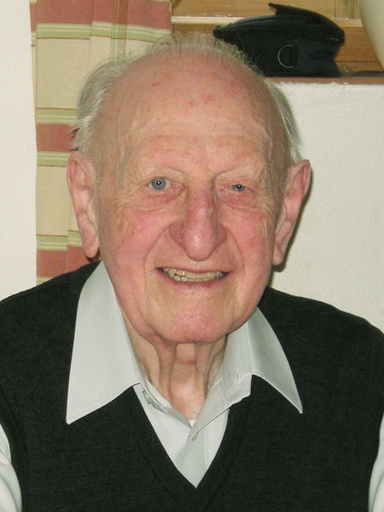 Dr. Hellmuth Müller 